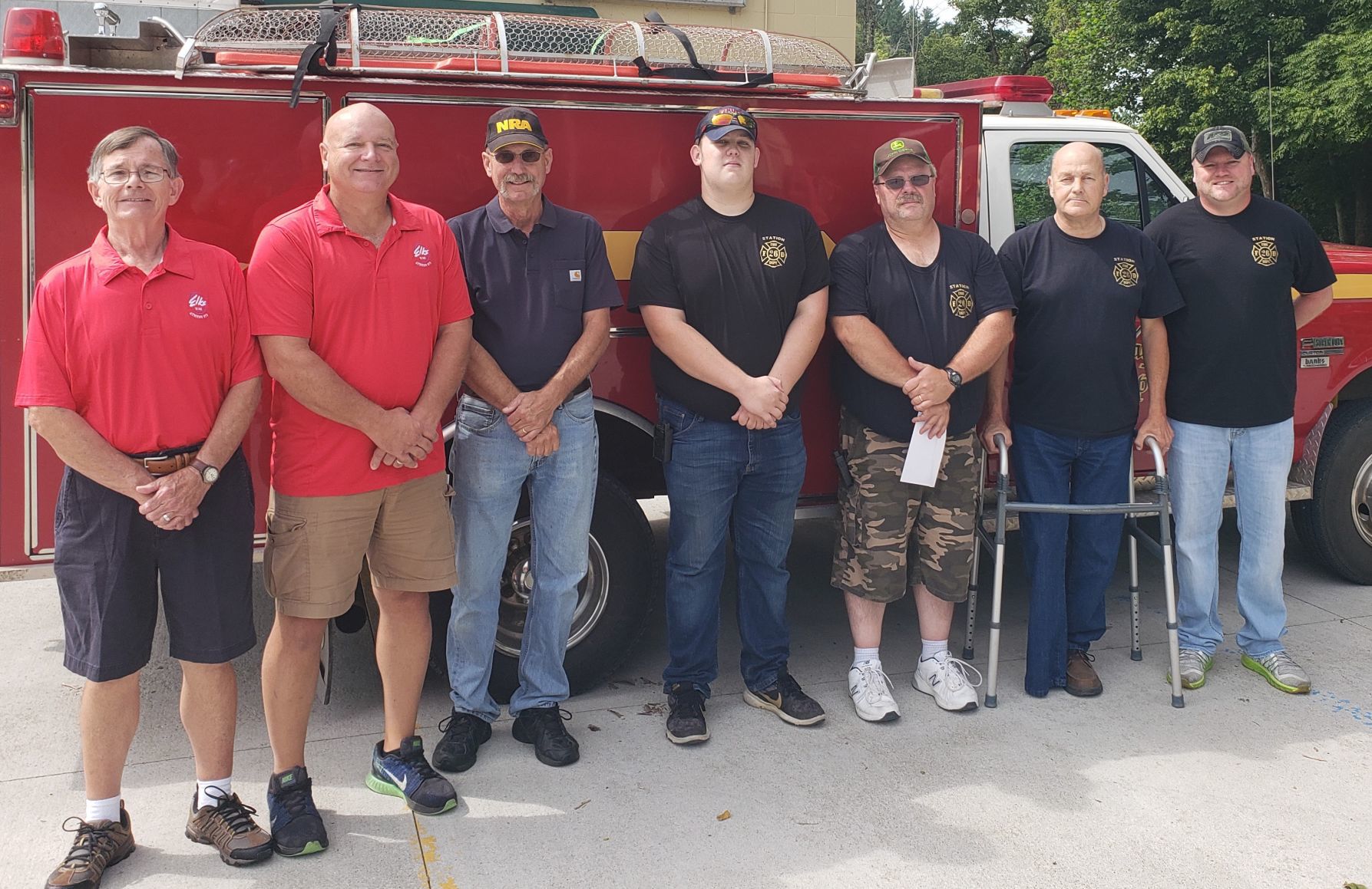 Elks Lodge donates fire extinguishers to Carthage Twp. fire department